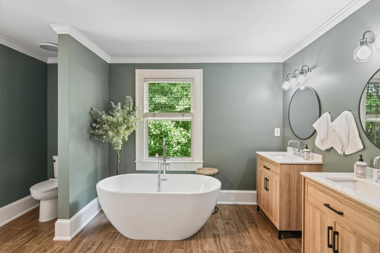 Sun Lit Bungalow With Good Vibes And Lots Of Wine - Designedbydom Atlanta Zewnętrze zdjęcie